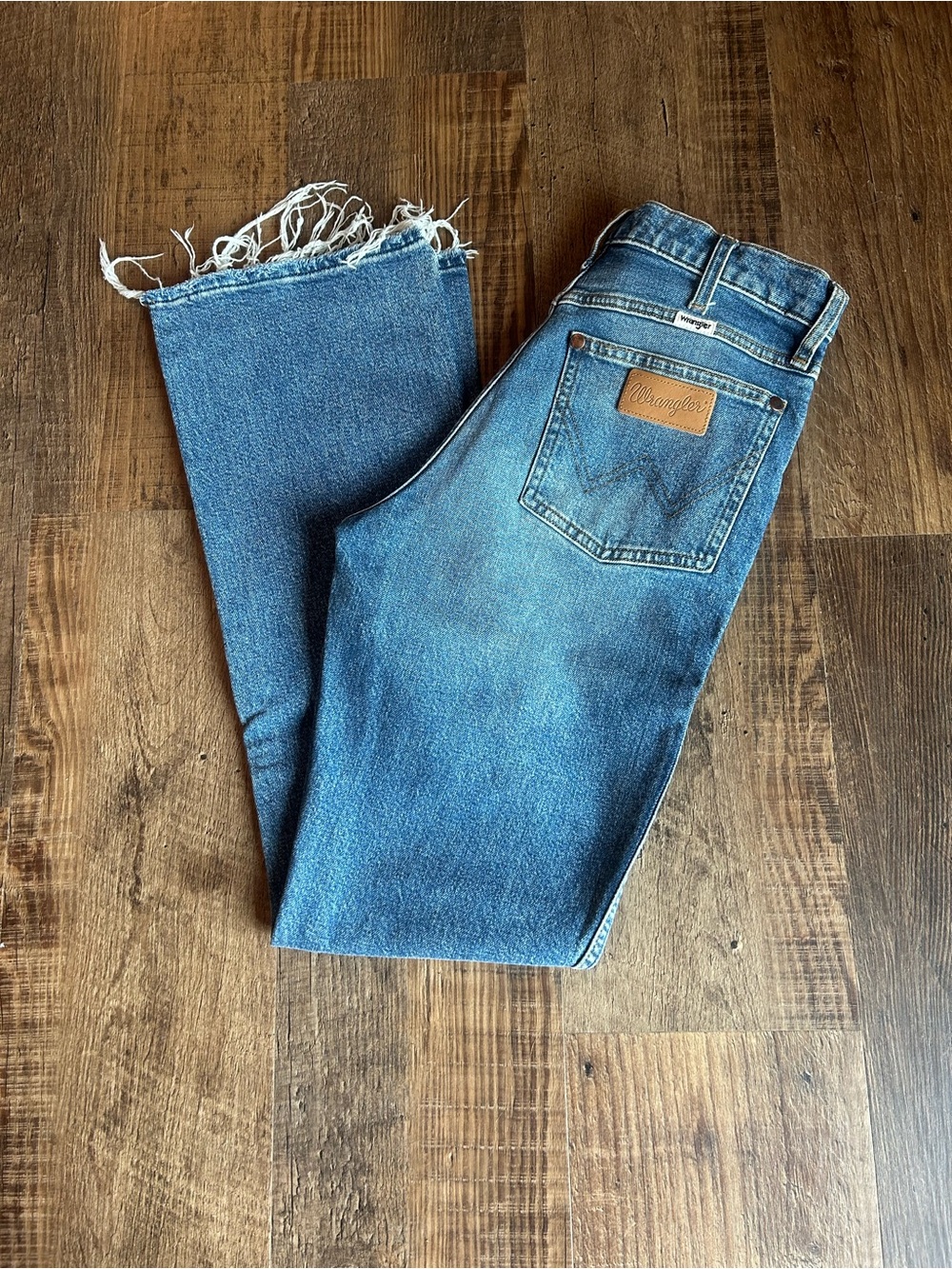 Wrangler westward crop jeans.